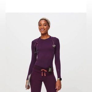 Figs Deep Purple Salta Underscrub top